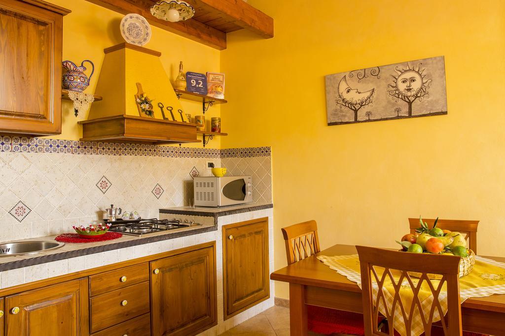 Casa Vacanze Caccamo Santa Lucia Villa ภายนอก รูปภาพ