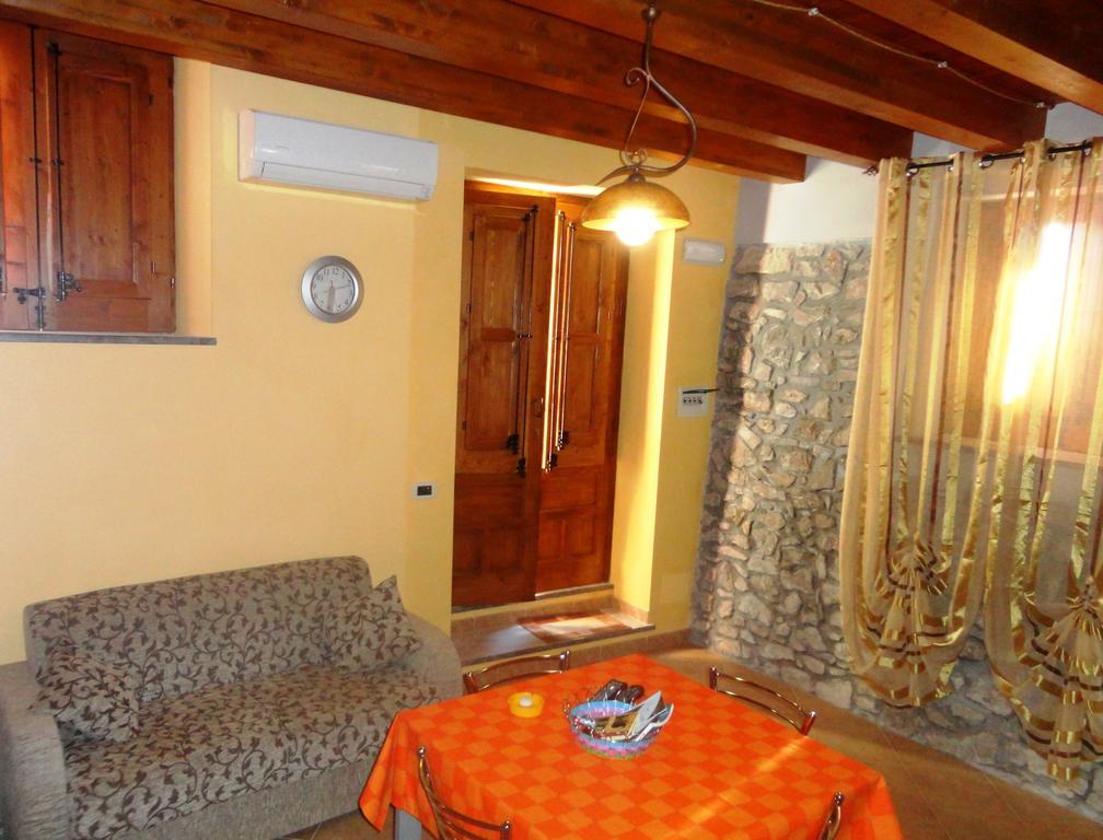 Casa Vacanze Caccamo Santa Lucia Villa ห้อง รูปภาพ